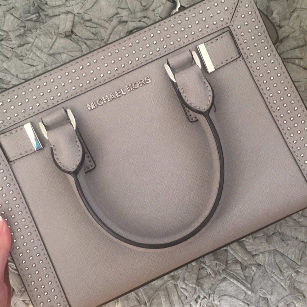 Micheal Kors grey crossbody